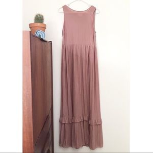 Sleeveless ruffle pink maxi dress
